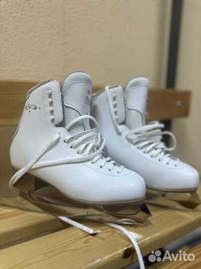 Коньки фигурные 37 размер новые graf prestige