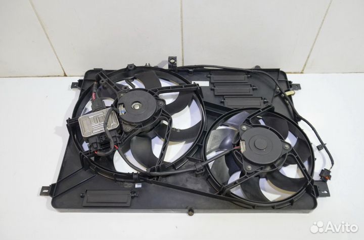 Вентилятор радиатора Range Rover Evoque L538 2.0L