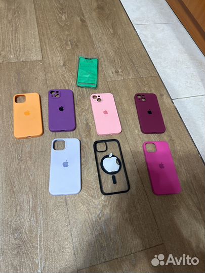 Чехлы на айфон 13