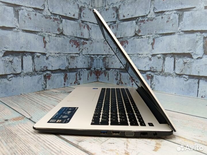Красивый ноутбук asus intel/4Gb/500Gb/HD