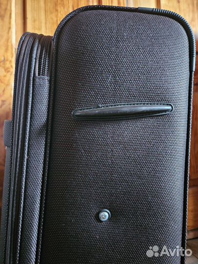 Чемодан на колесах