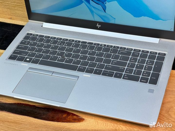 Металлический HP EliteBook 755 G5 для работы