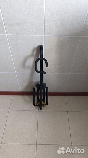 Гитарная стойка Hercules GS405B б/у