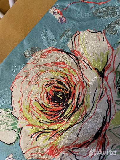 Нарядное платье