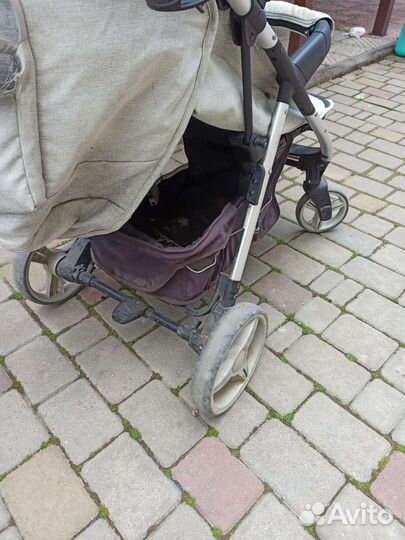 Прогулочная коляска