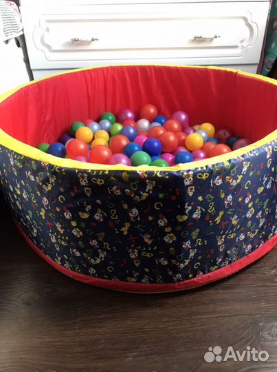 Мягкий бассейн с шариками