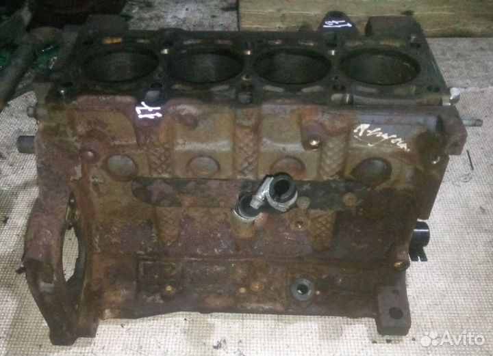 Блок цилиндров Опель Комбо Ц Двс Z13DT 1,3л дизель