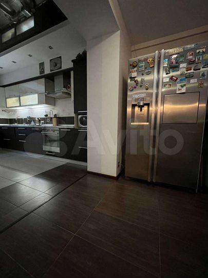 4-к. квартира, 107 м², 14/14 эт.