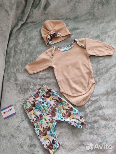 Одежда для новорожденных на девочку пакетом