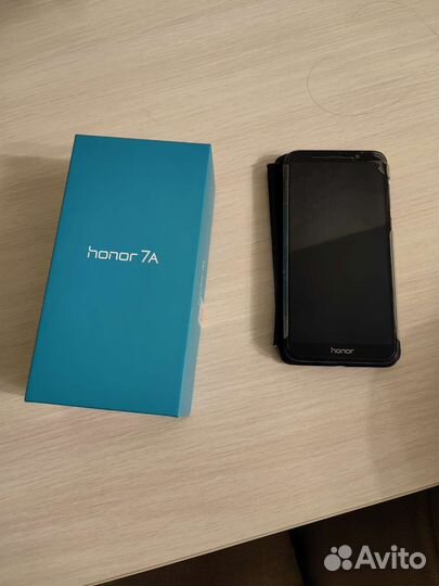 Телефон honor 7а