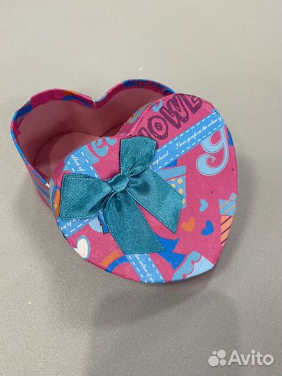 Подарочные коробки новые