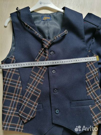 Школьный костюм