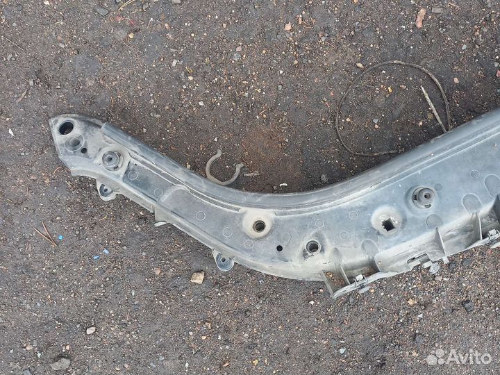 Передняя панель Рено сценик 2