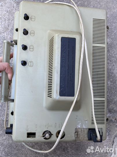 Старинный телевизор