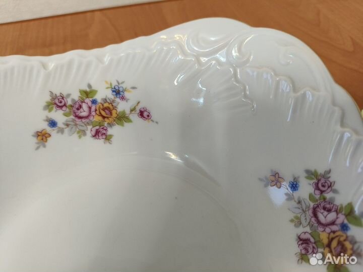 Салатницы и сервировочное блюдо