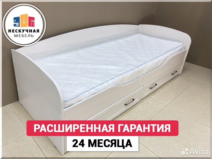 Кровать