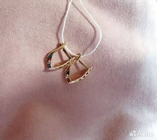 Золотые серьги