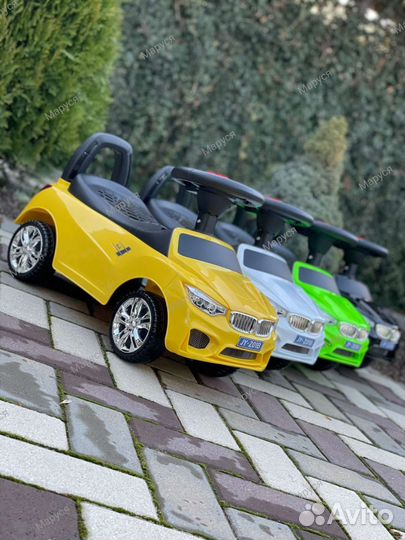 Машинка каталка толокар