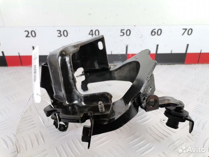 Кронштейн топливного фильтра Citroen C4 Picasso