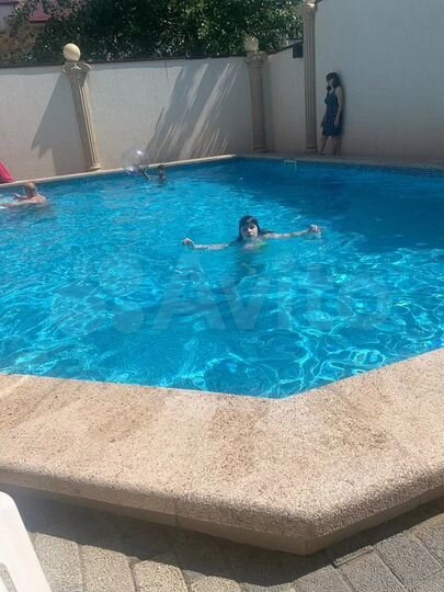 Комната 25 м², 1/3 эт.