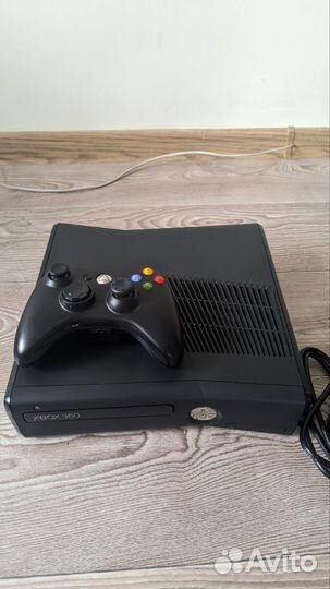 Xbox 360 slim Freeboot