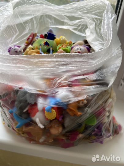 Игрушки с киндер сюрприза