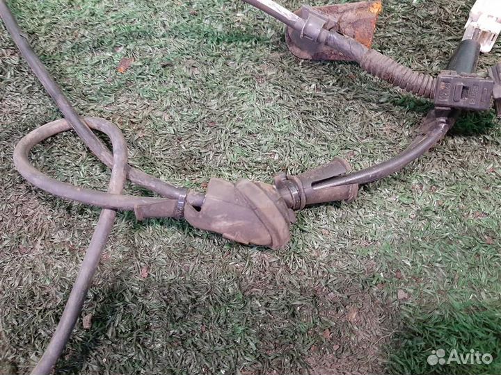 Кулак задний левый Lexus GS 450H 2007