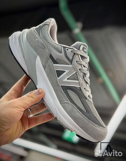 Кроссовки New Balance 990v6