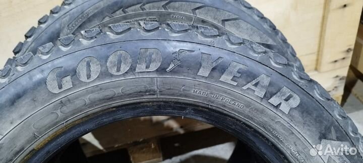 Goodyear Ultragrip Ice Arctic 185/65 R15