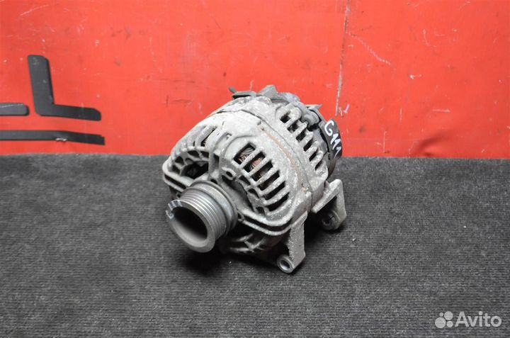 Генератор opel Zafira B A05 (2008)