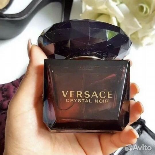 Versace crystal noir фото