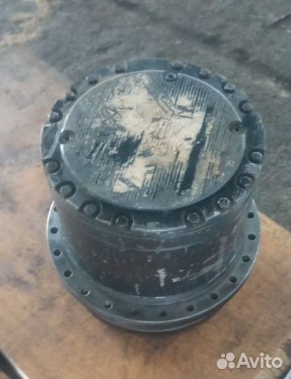 Бортовой редуктор ек-270 Россия