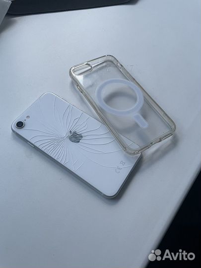 iPhone SE (2020), 64 ГБ