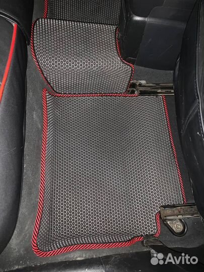 Eva эва коврики на Toyota Avensis в Благовещенске