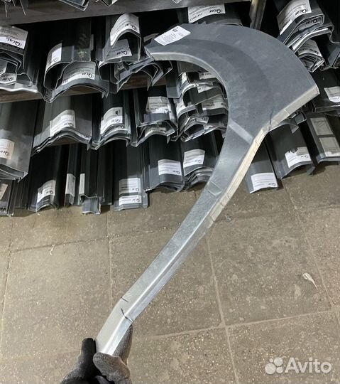 Арка левая Mitsubishi Space Wagon UF 1991-1997