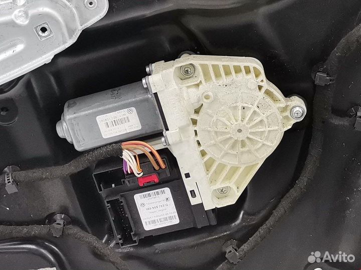 Стеклоподъемник для Volkswagen Passat 6