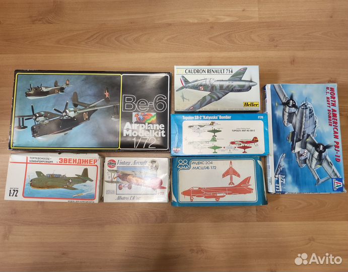 Сборная модель самолета 1:72