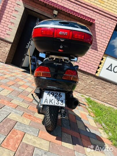Suzuki Skywave 650