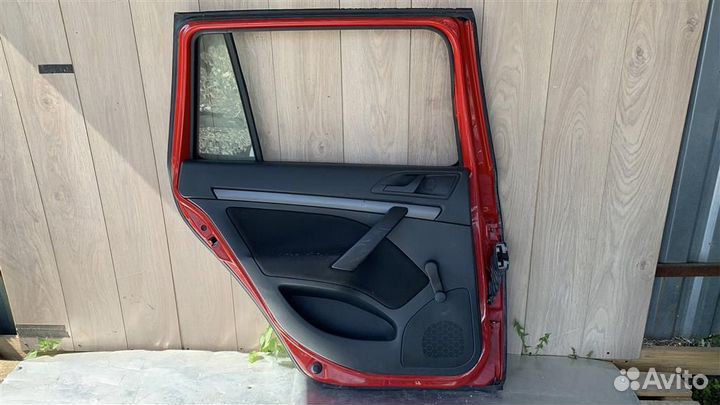 Дверь задняя левая Skoda Octavia