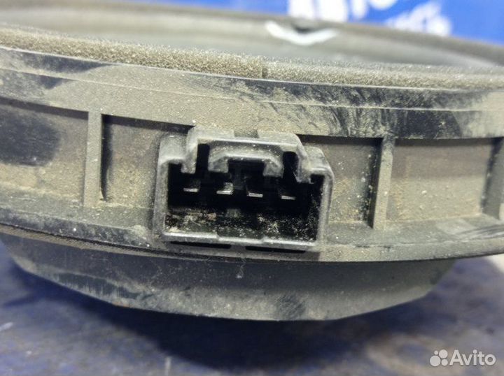 Динамик Ford Focus 3 седан 2012