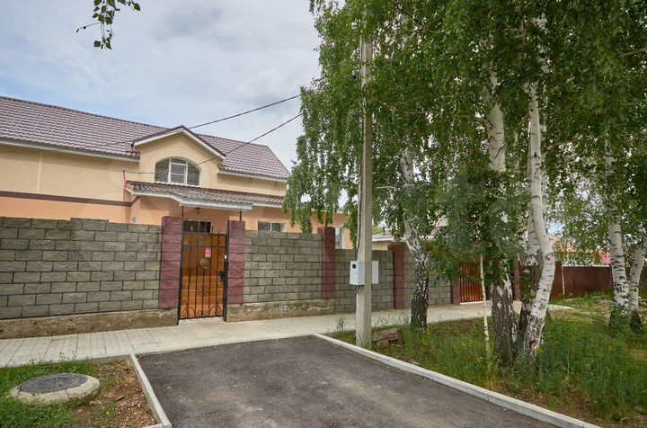 Дом 140 м² на участке 5 сот.