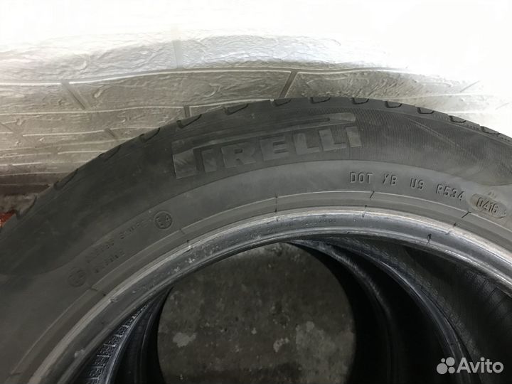 Pirelli Cinturato P7 235/50 R17 96W