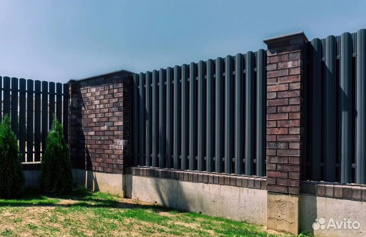 Забор металлический,калитки под ключ