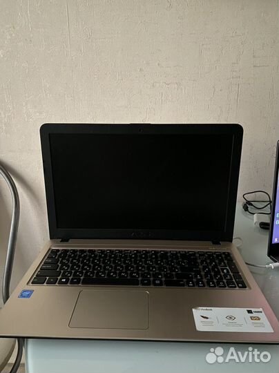 Asus d540m