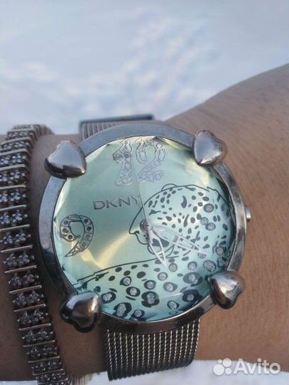 Часы наручные Dknу