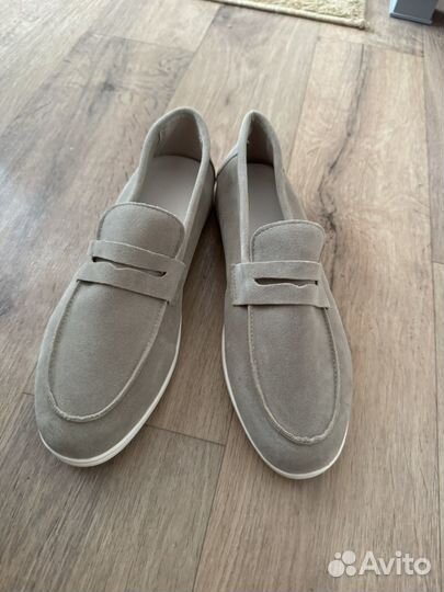 Лоферы женские