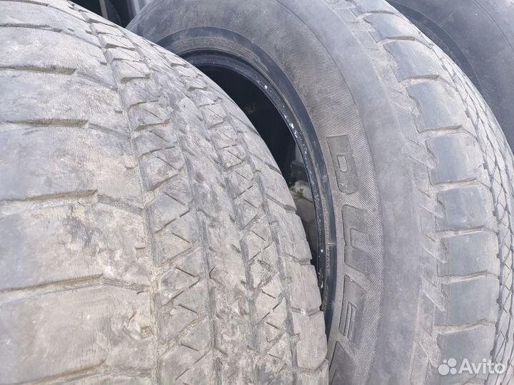 Bridgestone Dueler 684 275/60 R20