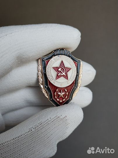 Знак тяжелый Отличник ввс Отличник Советской Армии