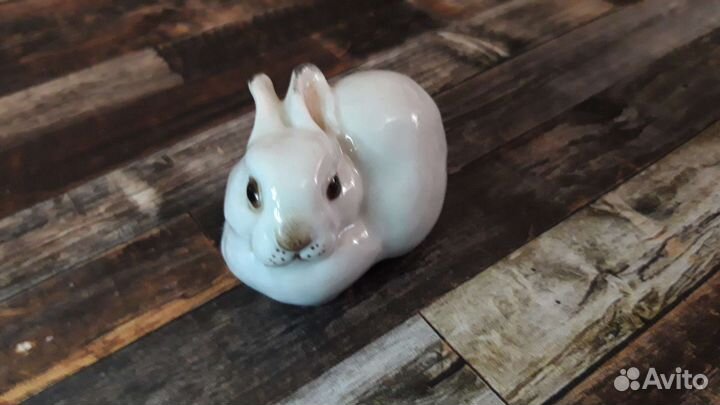 Статуэтка кролик белый