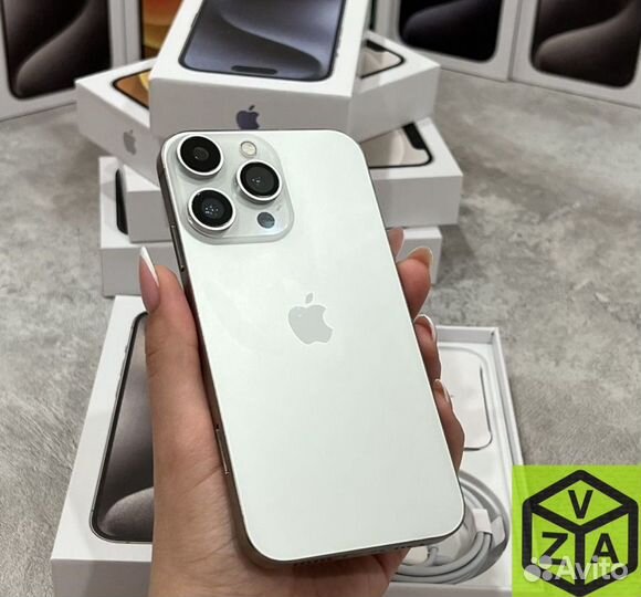 iPhone Xr в корпусе 15 pro